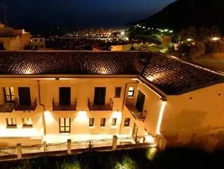Cerri Hotel تراباني